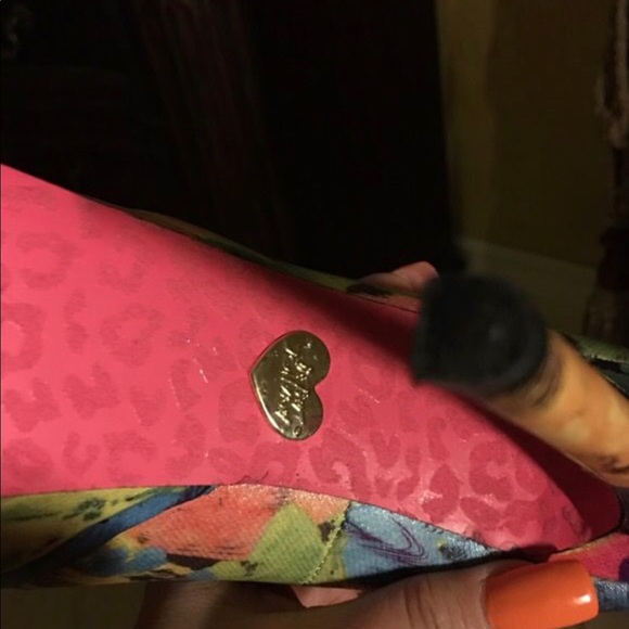 Platforms - Picture 3 of 3